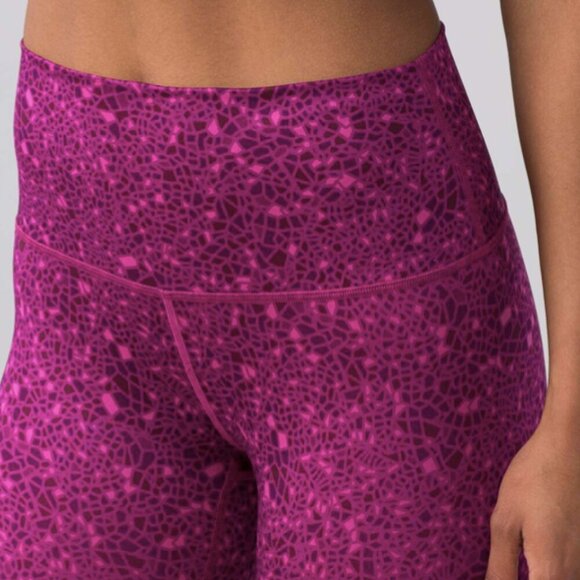 Lululemon High Times Pant Full On Luxtreme, Paradise Geo Regal Plum Pink - Picture 1 of 5